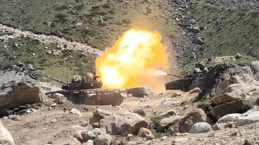 Indian Army Equips T-72 Tanks with Indo-Israeli Fire Control Systems