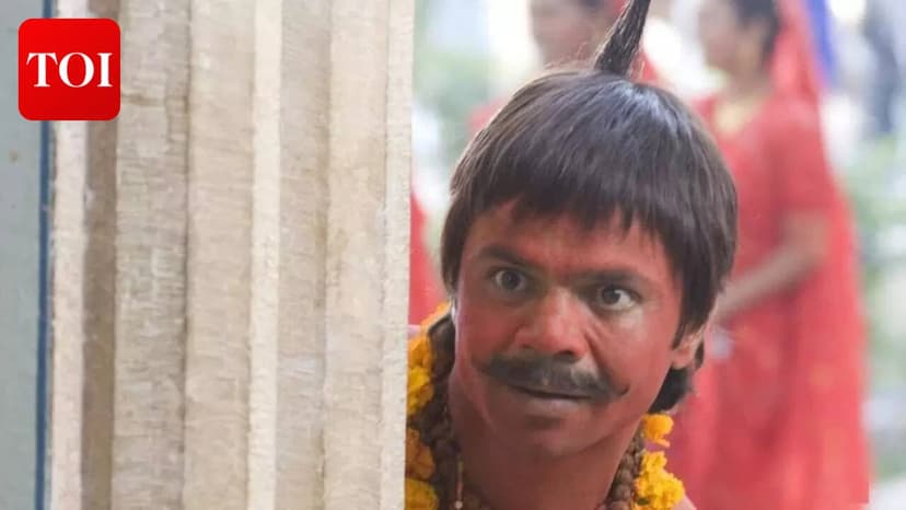 Rajpal Yadav makes his first public appearance amid Rs 9 crore cheque bounce case