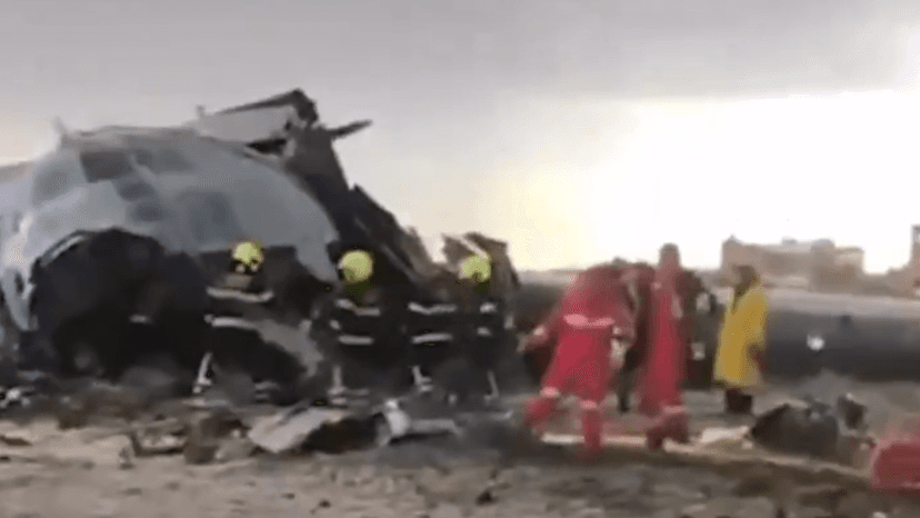 Bolivian Military Transport Aircraft Crashes Near La Paz