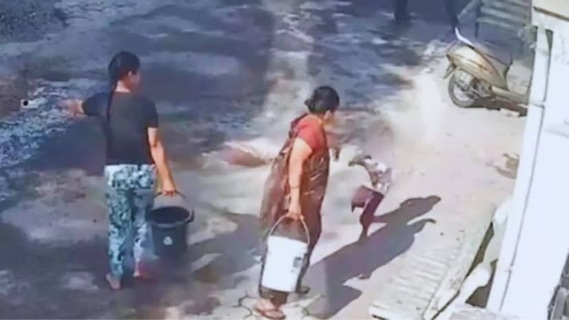 Splashed with colours on Holi, woman hurls boiling water on 4-year-old in Nagpur