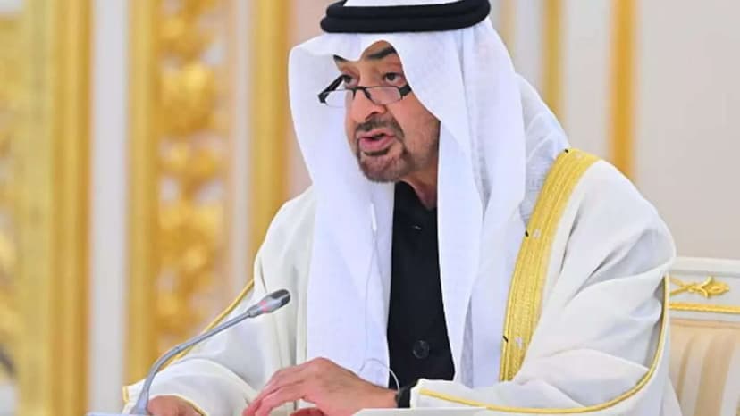 Dubai Mall visitors stunned as UAE President appears for public iftar during regional tensions