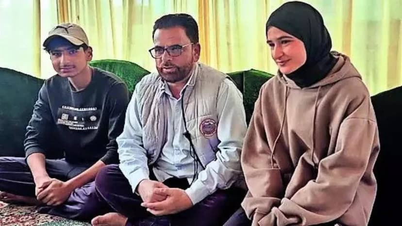 Kashmir: Visually impaired youth cracks UPSC; daily-wager father recounts yrs of struggle