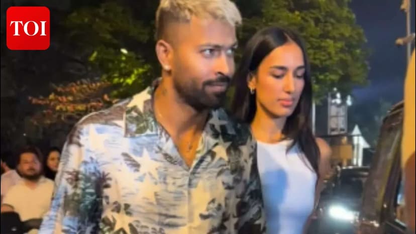 Hardik Pandya and Mahieka Sharma twin in blue as they sail away on a romantic holiday - Watch