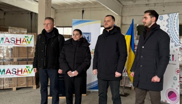 Israel delivers 100 portable backup power systems for hospitals, schools, shelters in Kyiv region