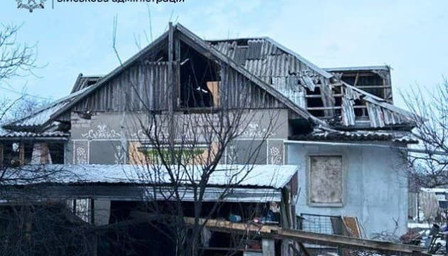 Russians carry out 899 strikes on Zaporizhzhia region, injuring three