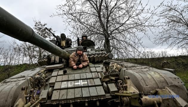 Ukrainian Commander Discusses Evolving Role of Drones and Tanks in Warfare