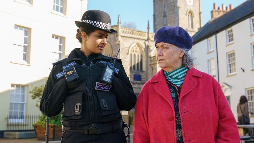 New Crime Sitcom with Doctor Who Star Debuts to Strong Rotten Tomatoes Score