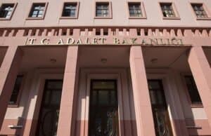 Turkey plans new limits on lawyer visits for terrorism, organized crime detainees: report