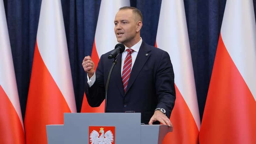 Polskie samoloty wojskowe pomogą w ewakuacji Polaków na Bliskim Wschodzie. Nawrocki odpowiada Tuskowi