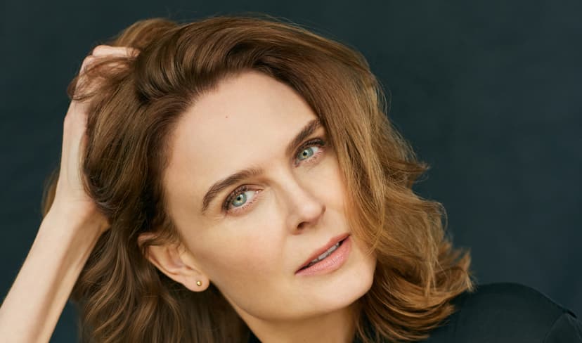 Emily Deschanel to Play Criminal Profiler in NBC Drama Pilot From Dean Georgaris, John Fox