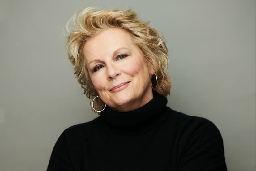 Newport Beach Film Festival to Honor Jennifer Saunders