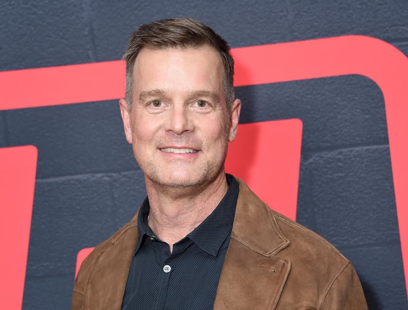 Peter Krause to Star in NBC Drama Pilot ‘Protection’