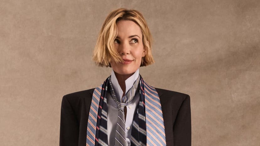 Leslie Bibb and Alex Edelman Style Tailored Blazers With Shorts and Sneakers In Playful Brooks Brothers Campaign