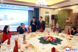 Chinese Officials Visit North Korean Tourism Zone for Lunar New Year