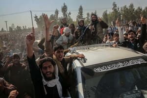 Kabul Blasts as Afghanistan Responds to Pakistan Attacks