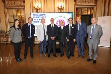 Aeolian Islands Tourism Promotion Event Held in Vienna