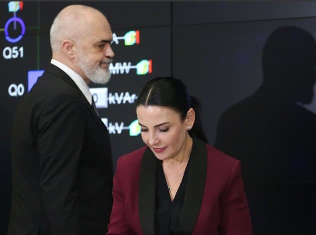 “Mbledhje maratonë e dominuar nga sulmet ndaj SPAK”, BIRN: Rama shkarkon Belinda Ballukun, emëron vartësin e saj te Infrastruktura