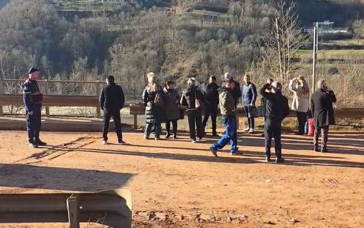 Librazhd Residents Cut Off from Services Due to Road Collapse