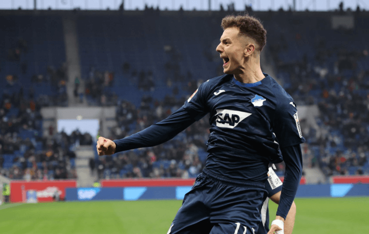 Barcelona's interest in Asllani, the Dardan striker is liked by the Catalans