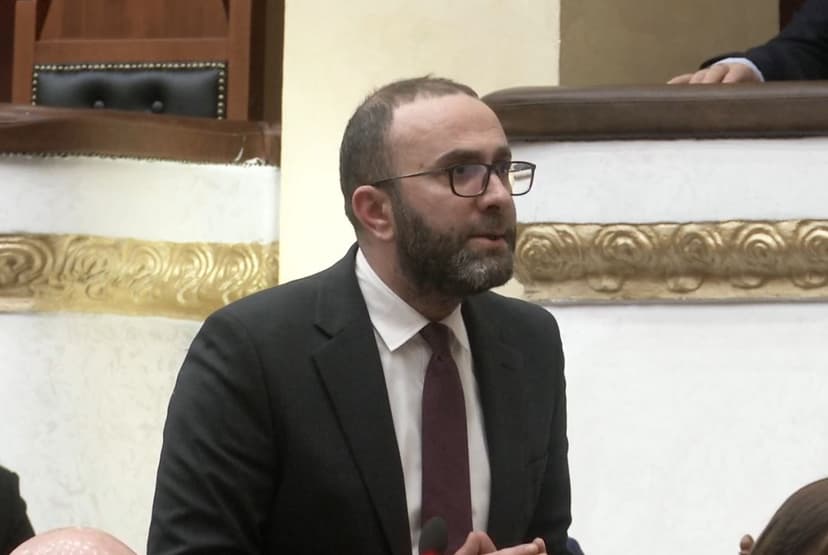 Albanian Opposition and Majority Clash Over Parliament Regulations