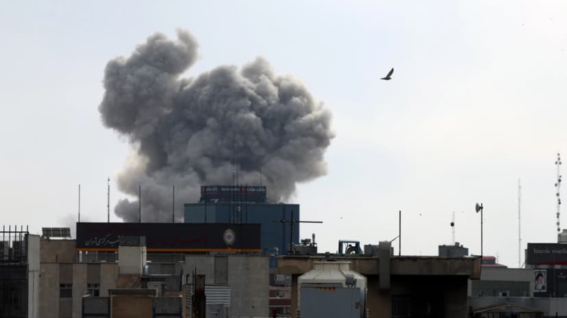 Si ra Irani nga brenda, tradhtari i padukshëm dhe roli vendimtar i Mossadit