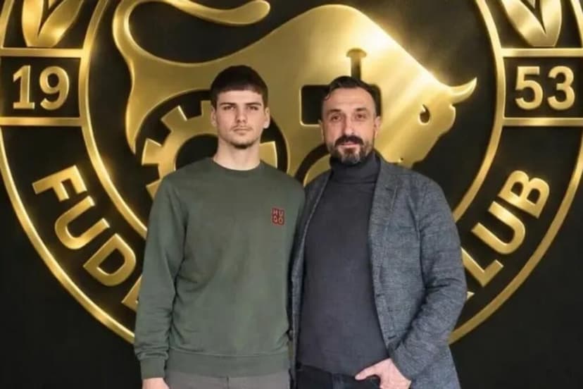 Blagoje Uzunovski potpisao za IMT