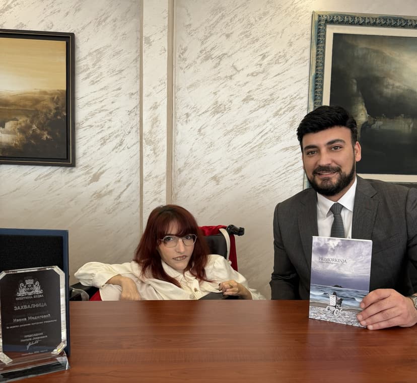 Opština Budva odala priznanje mladoj umjetnici Ivoni Medigović