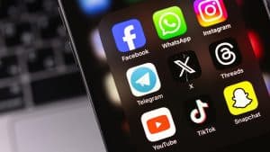 Serbian President's Supporters Active on Social Media