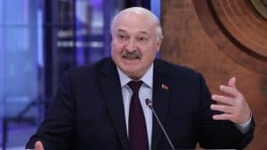 Lukashenko Threatens Ukraine with Russian Nuclear-Capable Missile System