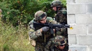 Croatia Decides Not to Call BiH Citizens for Military Service