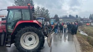 Serbian Farmers Threaten Radical Protests if No Government Meeting