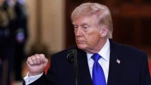 „Zemlje koje su godinama varale SAD“: Stupile na snagu nove Trampove globalne carine