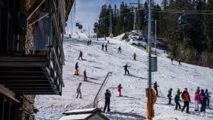 Girl Rescued After Hanging from Ski Lift in Jahorina