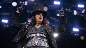 Alice Cooper announces autobiography, detailed insight into more than half a career and life of a rock legend is coming