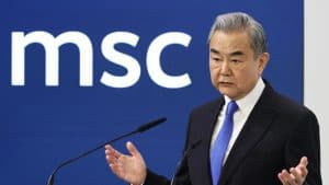 Chinese Foreign Minister speaks out on attacks on Iran, discussed with Lavrov