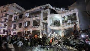 (FOTO, VIDEO) Napad SAD i Izraela na Iran: Ajatolah je mrtav, novi udari u „srcu Teherana“, eksplozije u Dubaiju, Dohi…