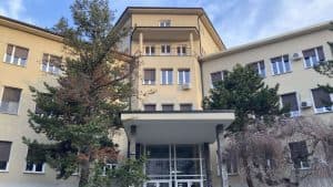 Kako će Medicinski fakultet u Beogradu izaći iz institucionalne krize?