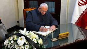 Vojislav Šešelj Signs Condolence Book at Iranian Embassy