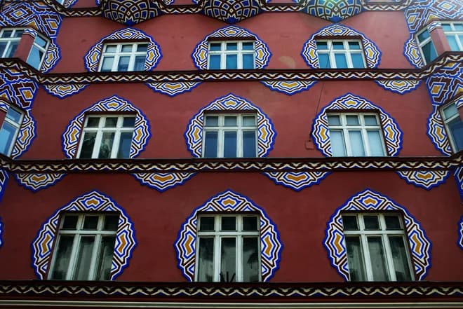 Neobičajni stroški: primer Vurnik