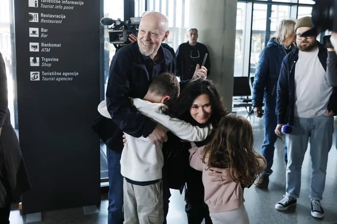 Slovenia Evacuates Citizens Amid Conflict