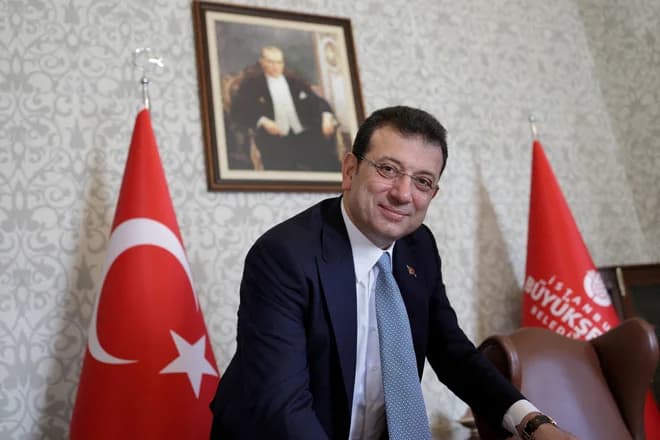 Imprisoned Istanbul Mayor Accused of Corruption, Claims Political Motivation