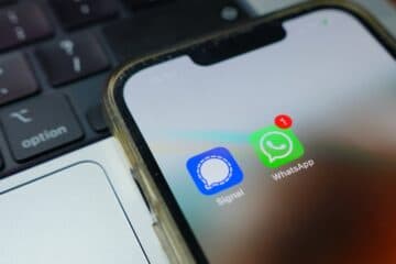 Russian Hackers Target Private Signal and WhatsApp Chats