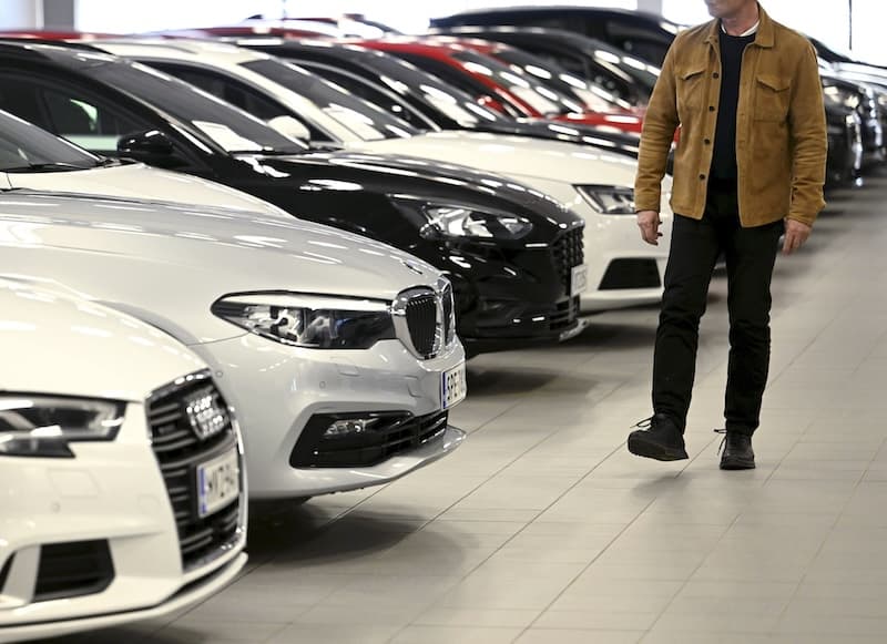 Customs investigates €60m tax fraud in used car trade