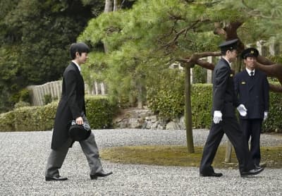 Prince Hisahito pays homage to ancestors at imperial mausoleums in Kyoto