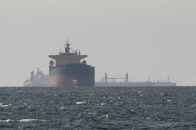 Japan promises 80 million barrels of oil to support 400 million-barrel global intervention 