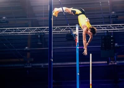  Duplantis clears 6.31 meters to set 15th pole vault world record 