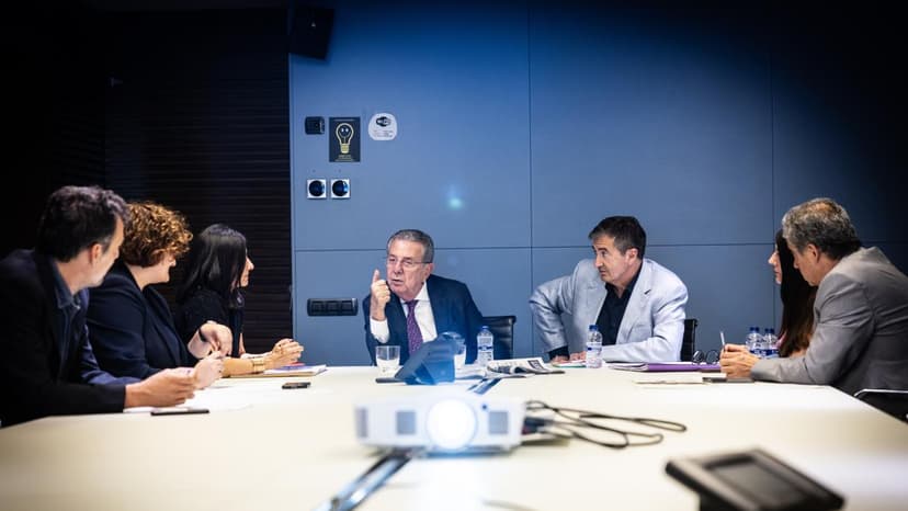 La Vanguardia Reflects on its Journalistic Principles and 145-Year History