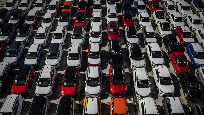 Car Registrations Grow 5% in Spain, Led by Toyota and Seat Ibiza