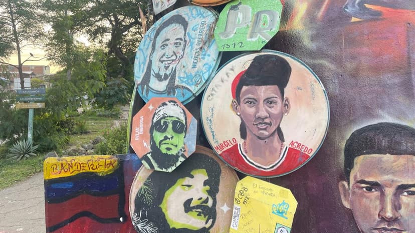 Petro's Left-Wing Party Seeks Youth Vote in Colombia