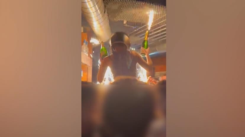 
                                   Así comenzó la tragedia en Crans-Montana: un vídeo inédito revela el origen del incendio
                               